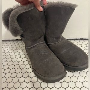 Women’s Bailey UGG Boots - Shimmery Grey